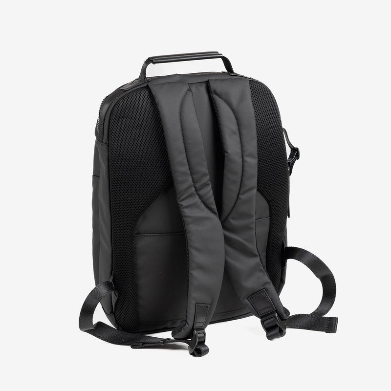 BACKPACK FOR MEN, COLOR Black, COATED NYLON COLLECTION. 31x40x12.5 cm