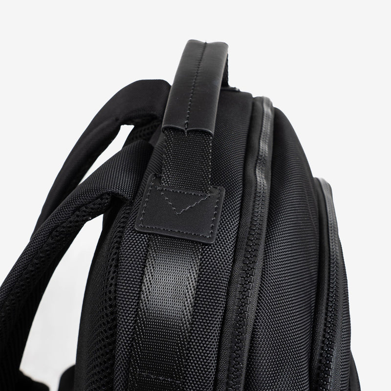 BACKPACK FOR MEN, COLOR Black, COLLECTION FABRIC. 31x40x12.5 cm