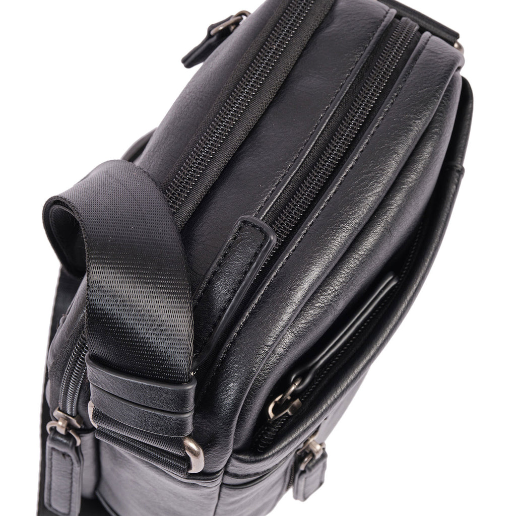 Bolso bandolera para hombre, Serie Juvenil. 17x22 cm