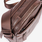 Bolso bandolera para hombre, Serie Juvenil. 17x22 cm