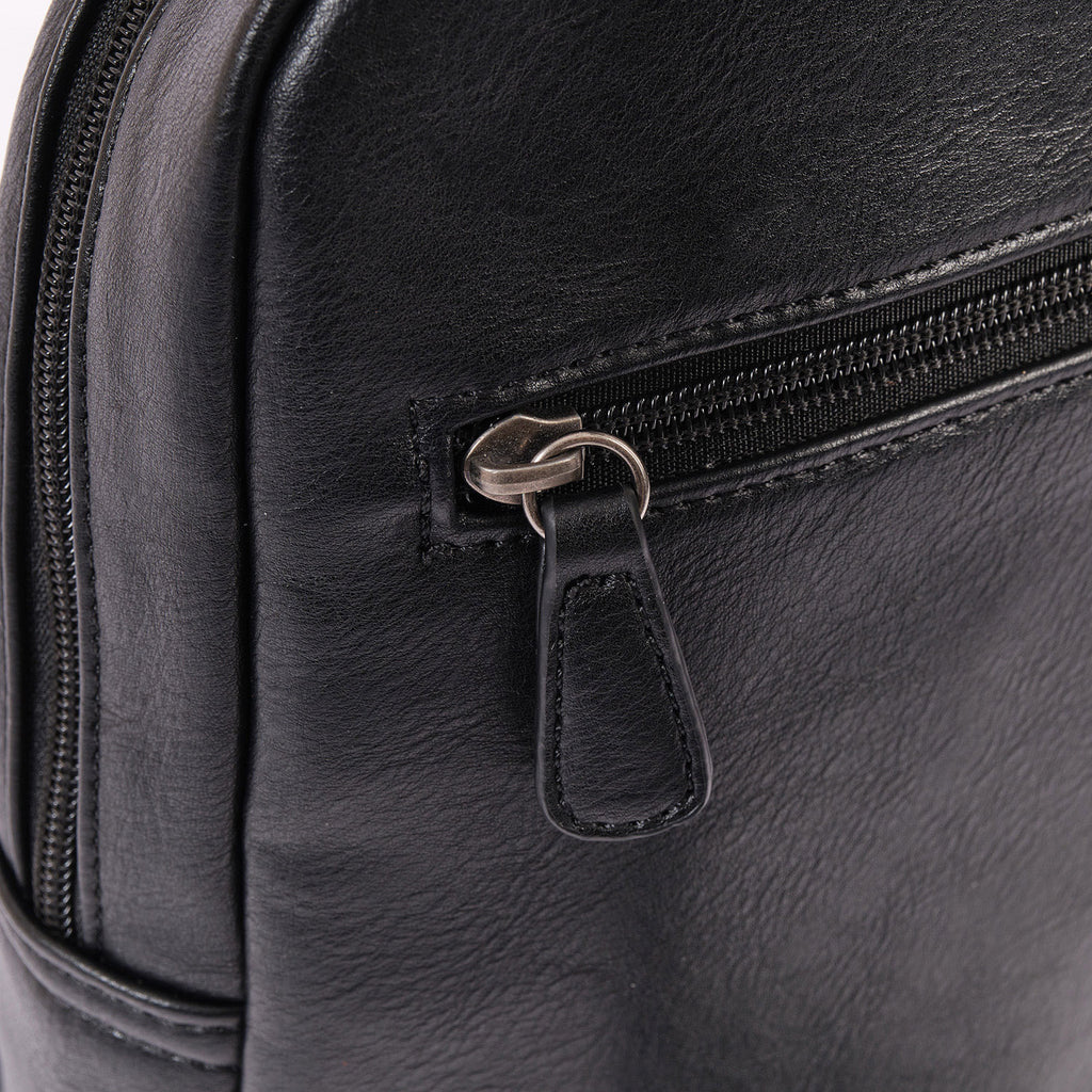 Men's messenger bag, Youth Series. 19x29x06 cm