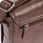 Bolso bandolera para hombre, Serie Juvenil. 21x22x07 cm