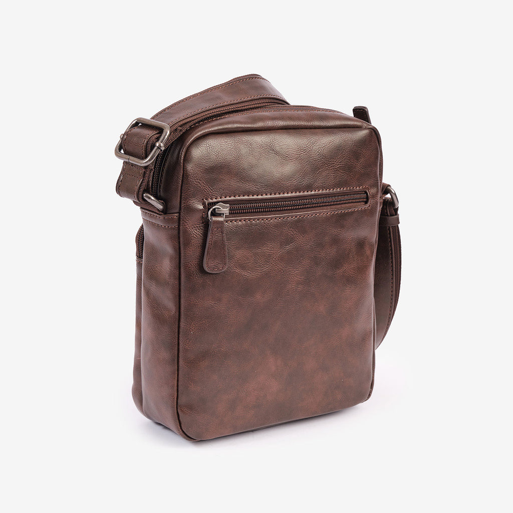 Bolso bandolera para hombre, Serie Juvenil. 19x24x7.5 cm