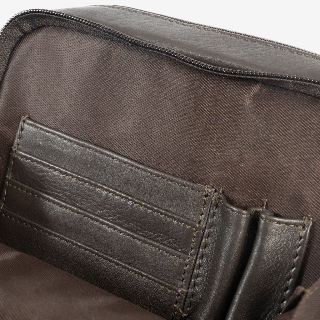 Men's crossbody bag, black color, Pioneer Leather Series. 18x21 cm