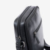 Bolso bandolera para hombre , color negro, Serie Pioneer Leather. 19x25 cm