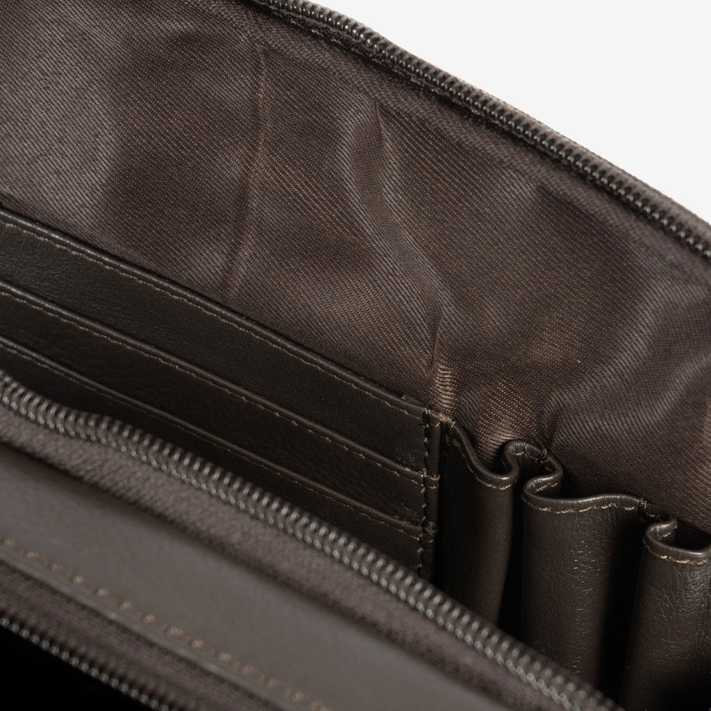 Bolso bandolera para hombre , Serie Pioneer Leather. 19x25 cm
