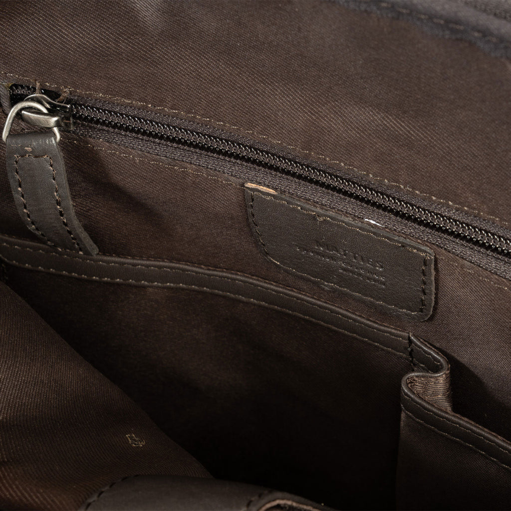 Men's crossbody bag, black color, Pioneer Leather Series. 24x30x07 cm
