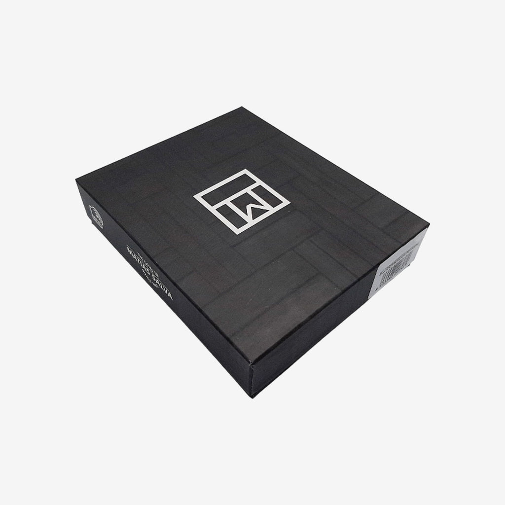 Black leather wallet, Exotic Leather Collection. 10.5x8 cm