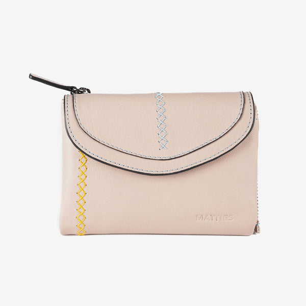 Billetero de piel para mujer, color beig, Serie stitch leather. 13.5x9.5 cm - Matties Bags