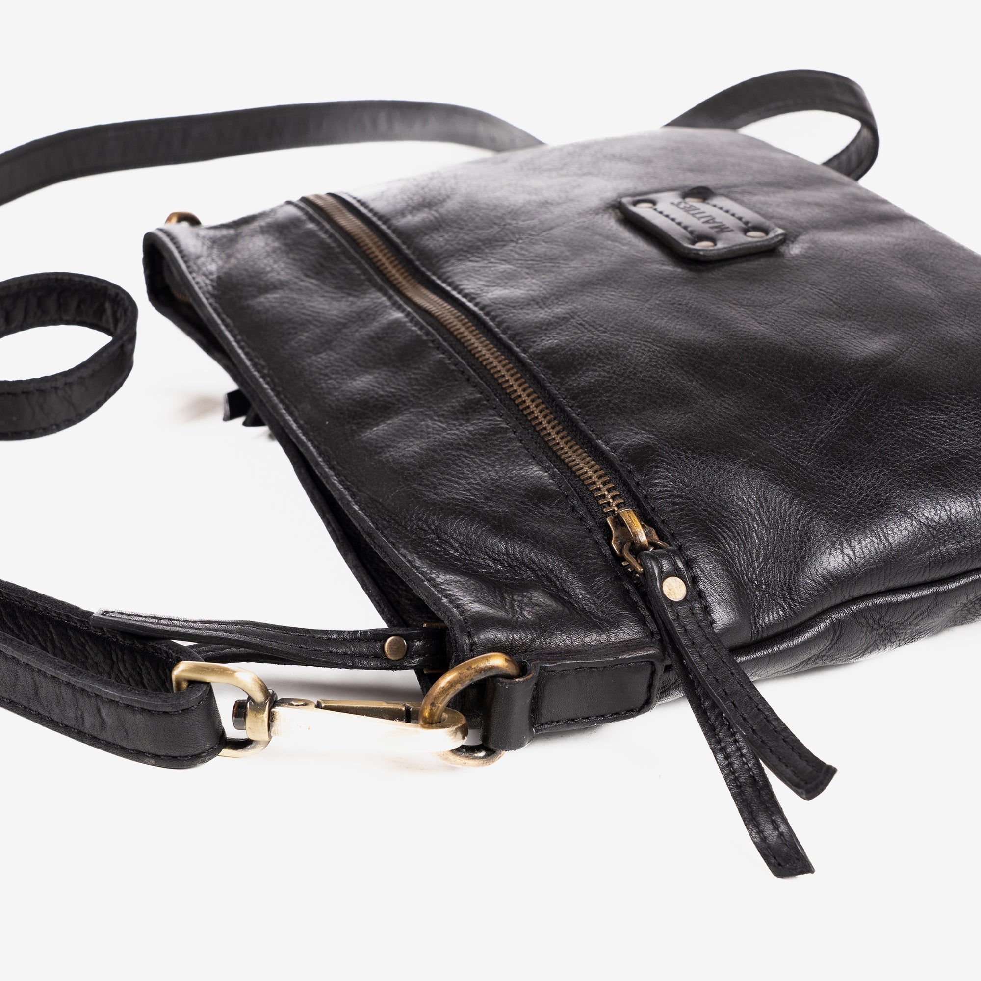 BOLSO AL HOMBRO DE PIEL LAVADA PARA MUJER, 28x23x05 CM - Matties Bags