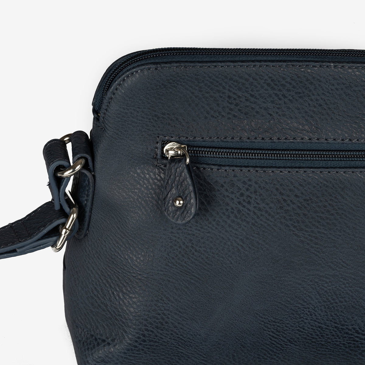Classic shoulder bag, leather color