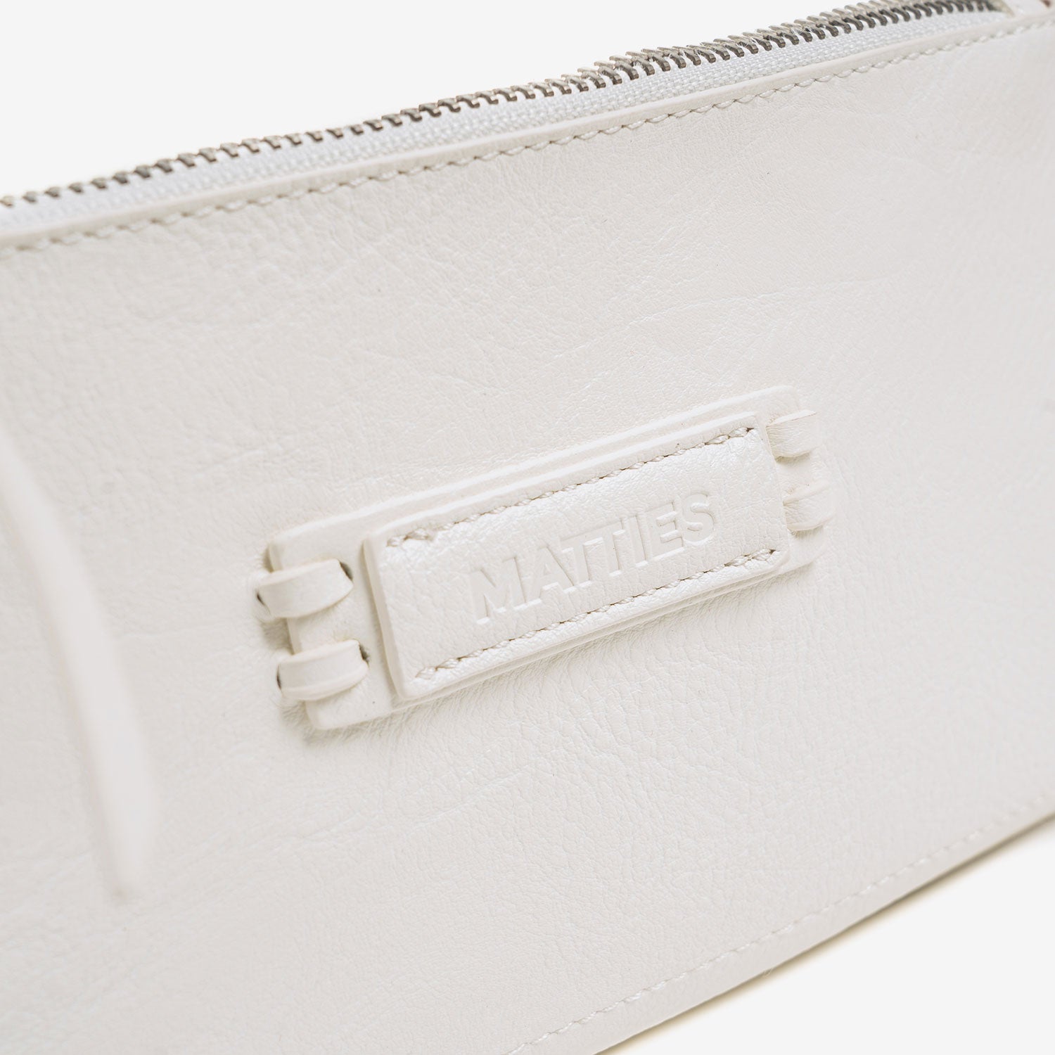 Bolso bandolera, color blanco, Serie Classic. 24x17x8 cm - Matties Bags