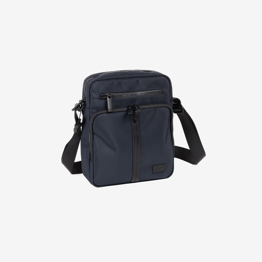MEN'S SHOULDER BAG, FABRIC COLLECTION. 21x26x07 cm