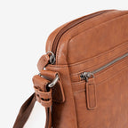 Bolso bandolera para hombre, Colección juvenil. 21x26.5x5.5 cm - Matties Bags