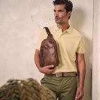 Bolso bandolera para hombre, color cuero, Colección verota. 20x30x05 cm - Matties Bags