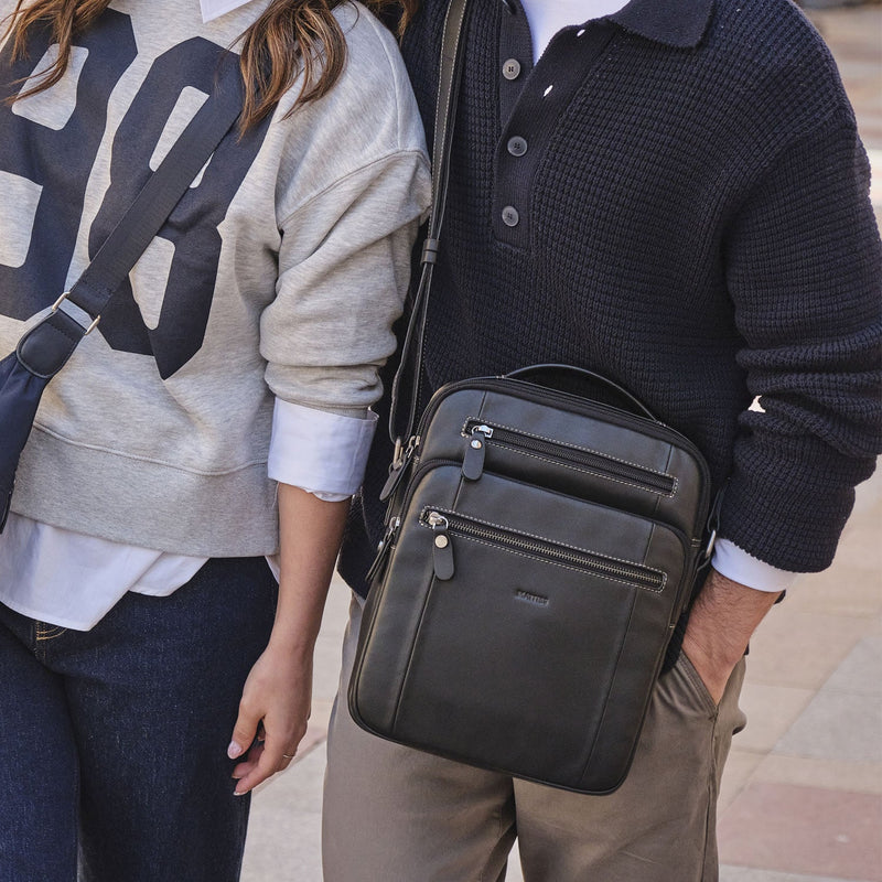 Bolso bandolera para hombre , color negro, Serie Pioneer Leather. 24x30x07 cm - Matties Bags