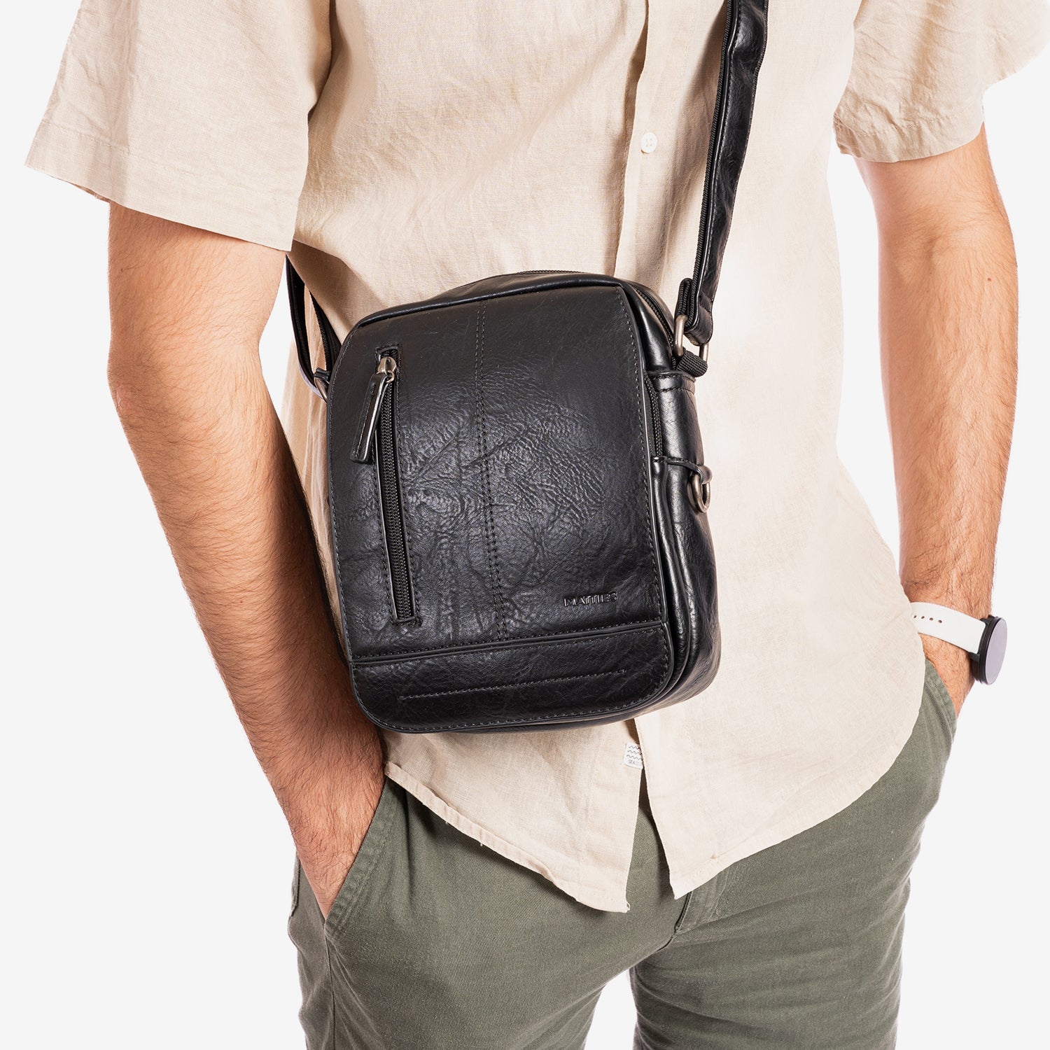 Bolso bandolera para hombre, Serie Classic Sport. 13.5x16 cm - Matties Bags