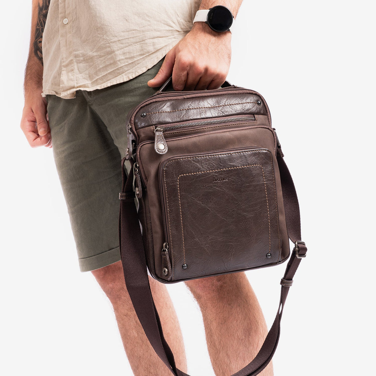 Bolso bandolera para hombre, Serie Juvenil. 24x30 cm - Matties Bags