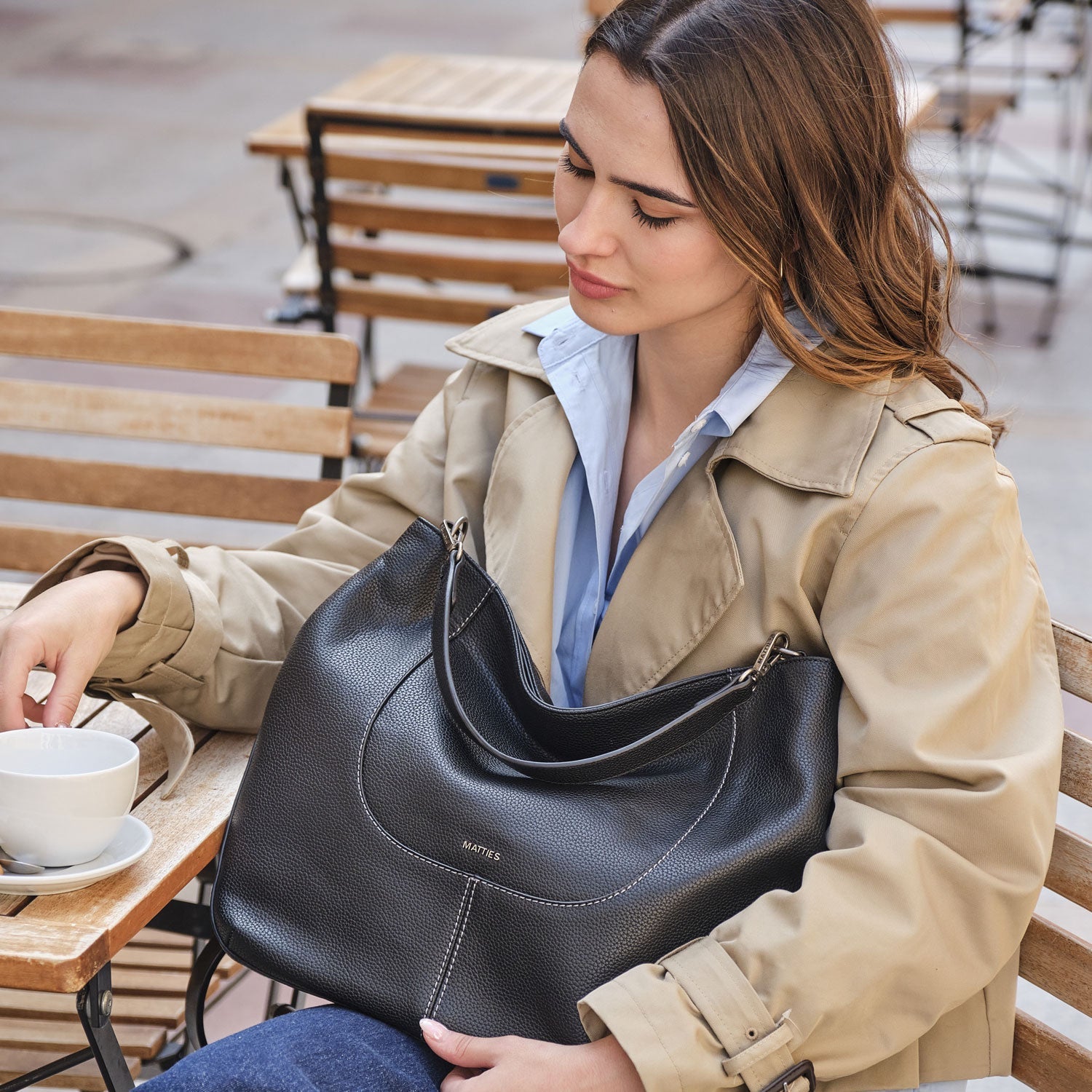 Bolso de hombro con bandolera, Serie cozy. 33.5x31x12 cm - Matties Bags