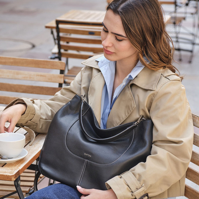 Bolso de hombro con bandolera, Serie cozy. 33.5x31x12 cm - Matties Bags