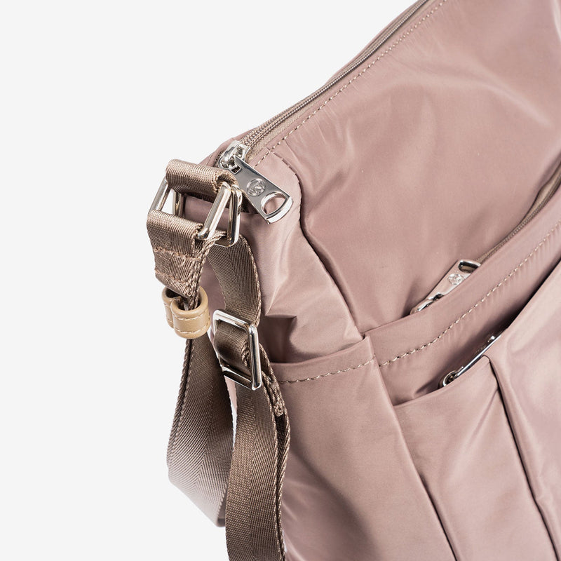 Bolso de hombro convertible en mochila, Serie jenna. 25x28x12 cm - Matties Bags