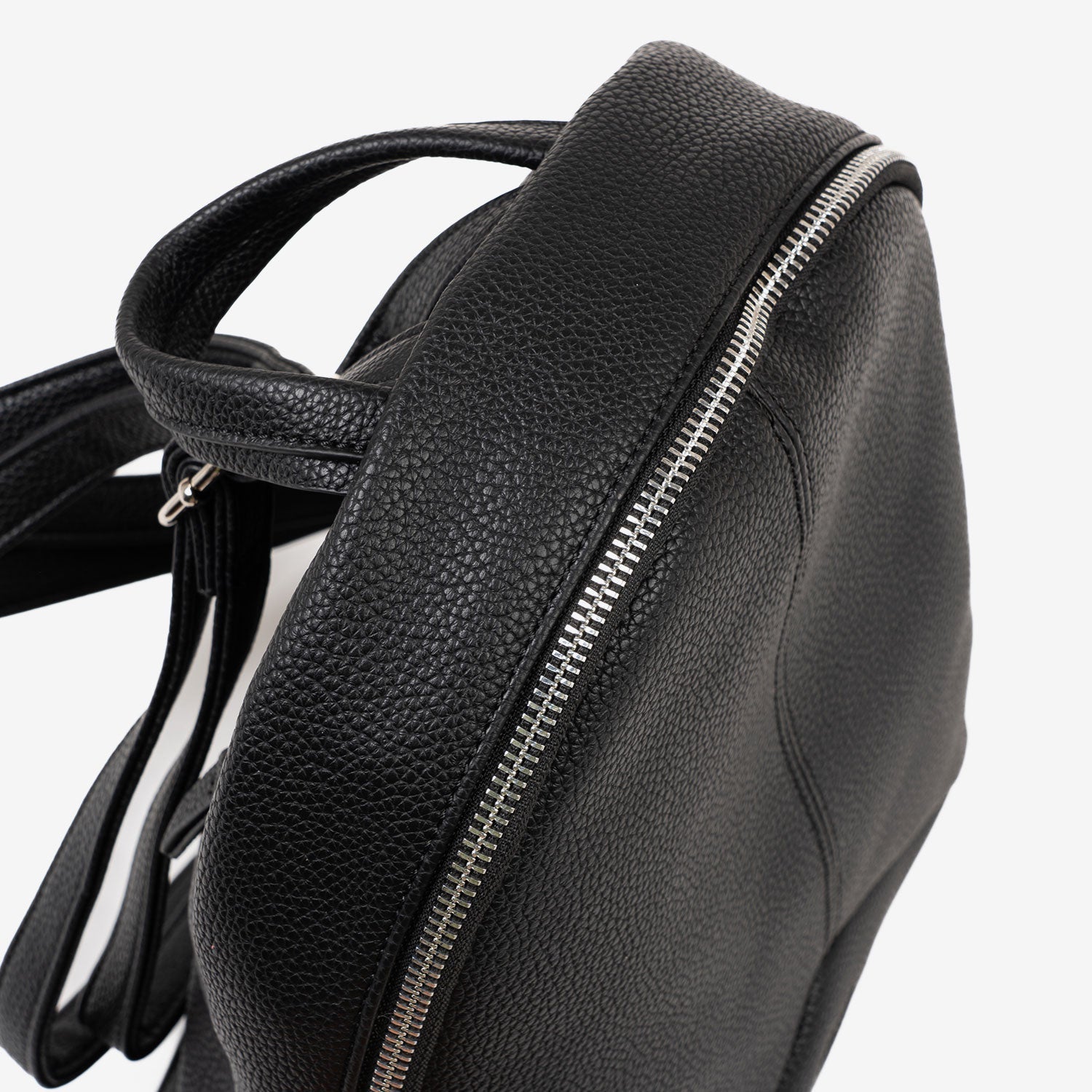 MOCHILA DE MUJER, SERIE ABLA. 26x28x12 CM - Matties Bags