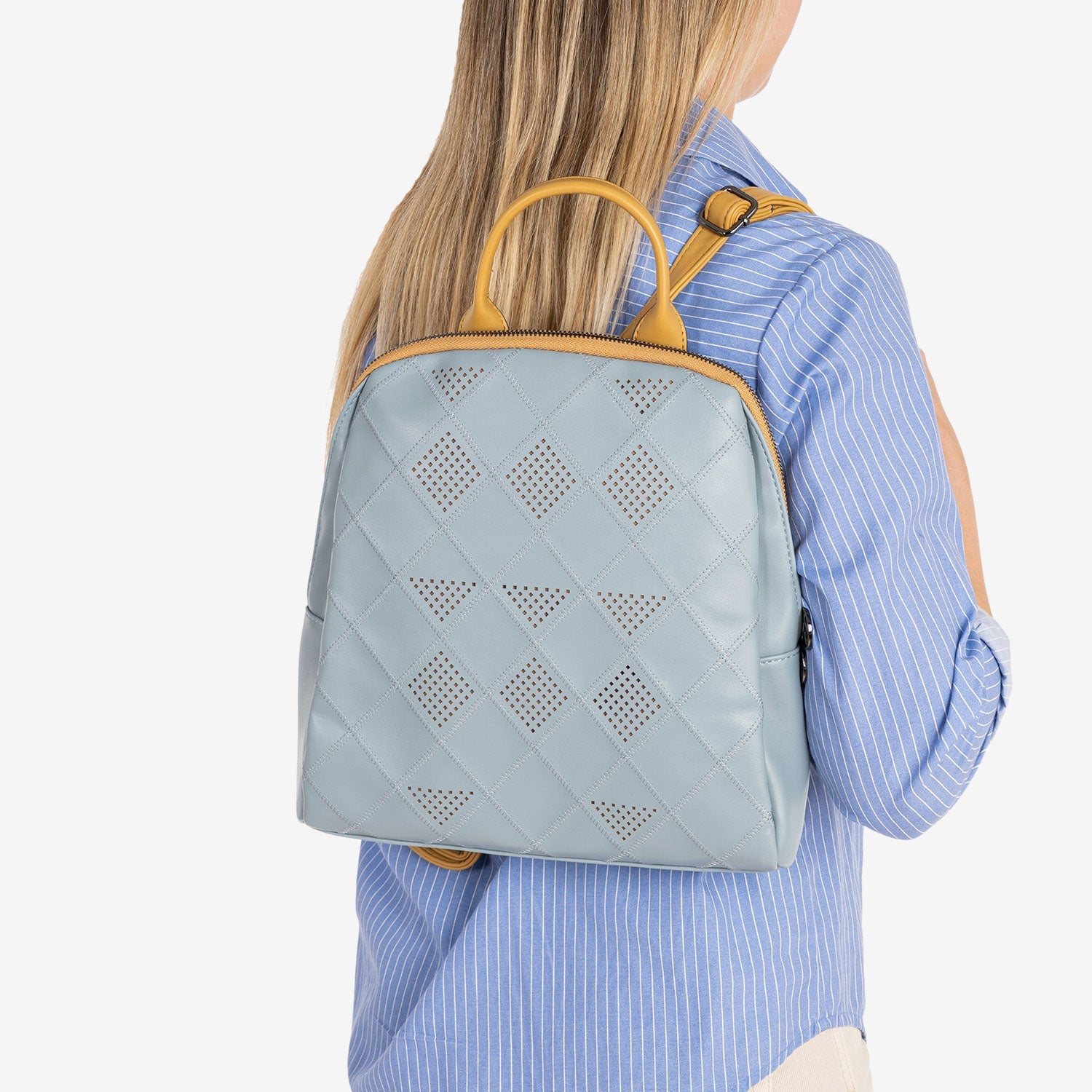 MOCHILA DE MUJER, SERIE ALHAMA. 28x30x09 CM - Matties Bags