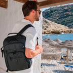 MOCHILA PARA HOMBRE, COLECCIÓN COATED NYLON. 31x40x12.5 cm - Matties Bags