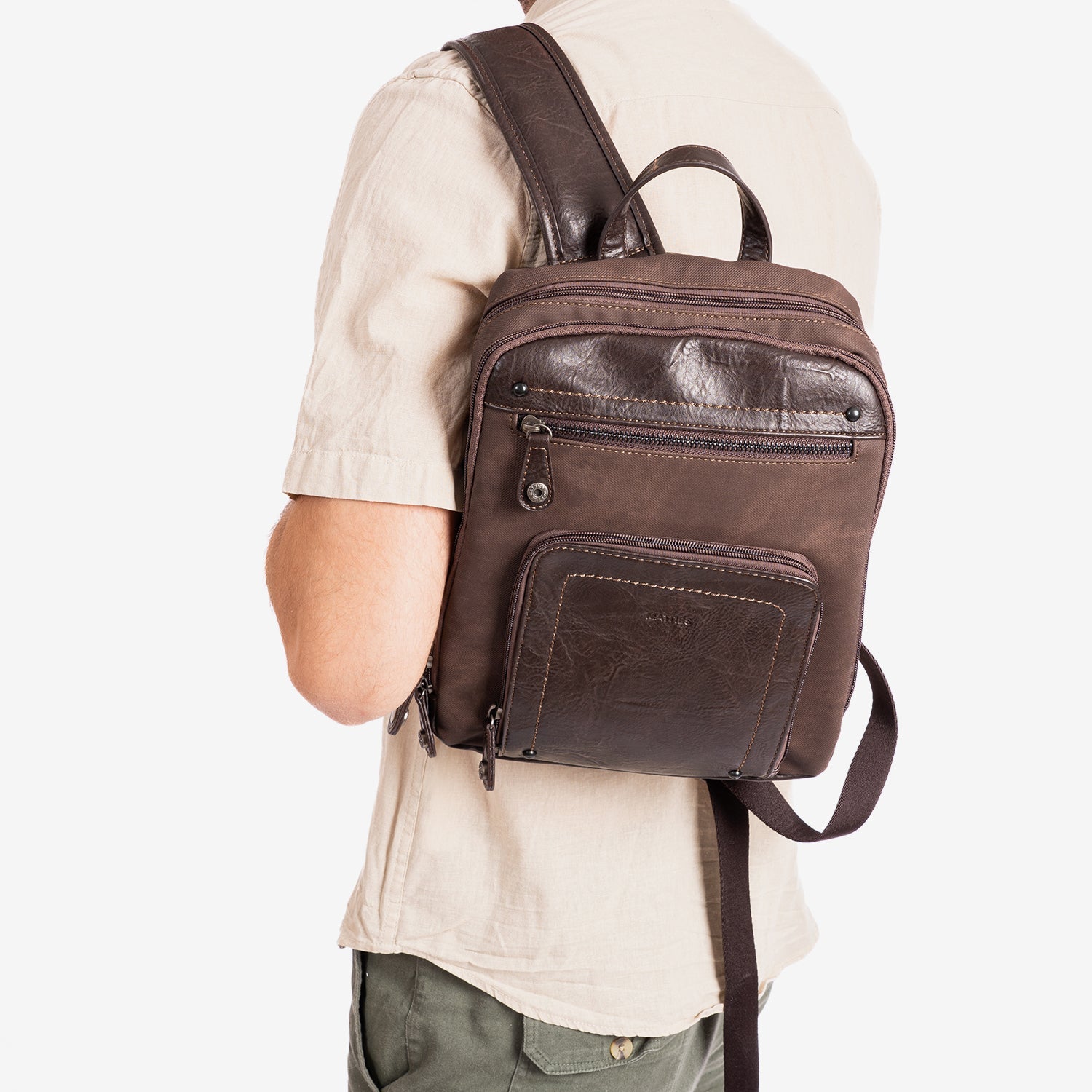 Men's backpack, black color, Youth Series. 27x36x09 cm