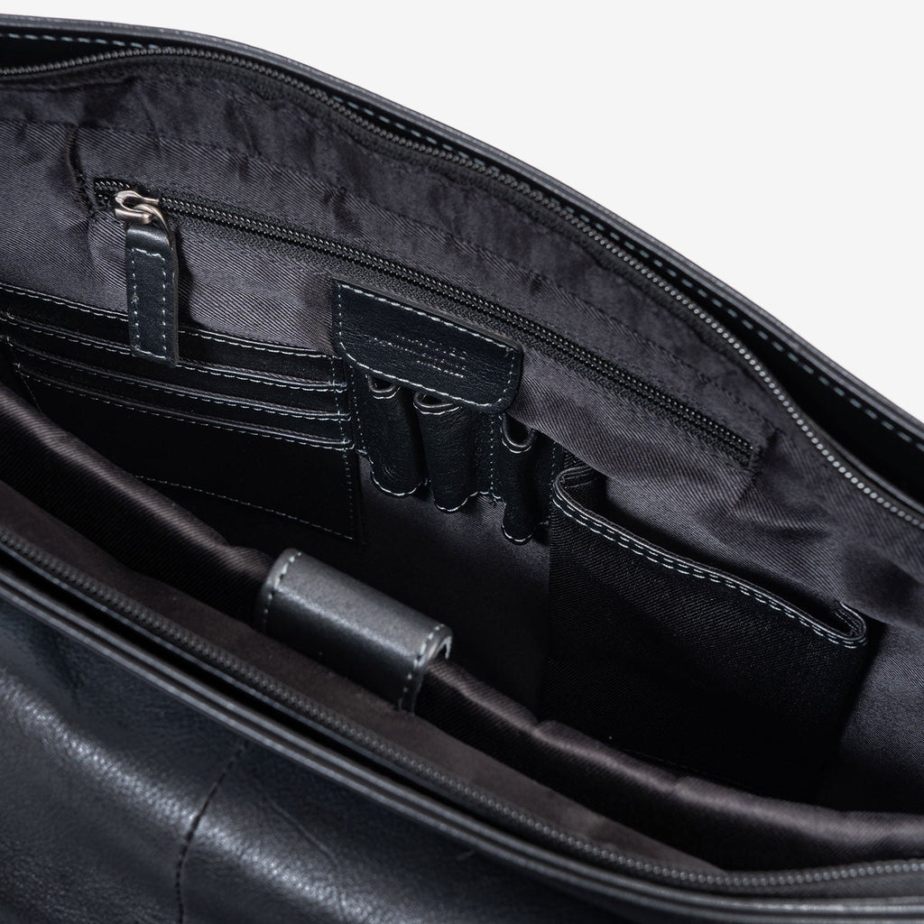 Portafolios para hombre , color negro, Serie Pioneer Leather. 39x29x10 cm - Matties Bags