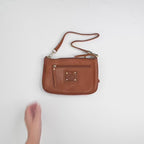 Bolso de hombro con bandolera de piel natural