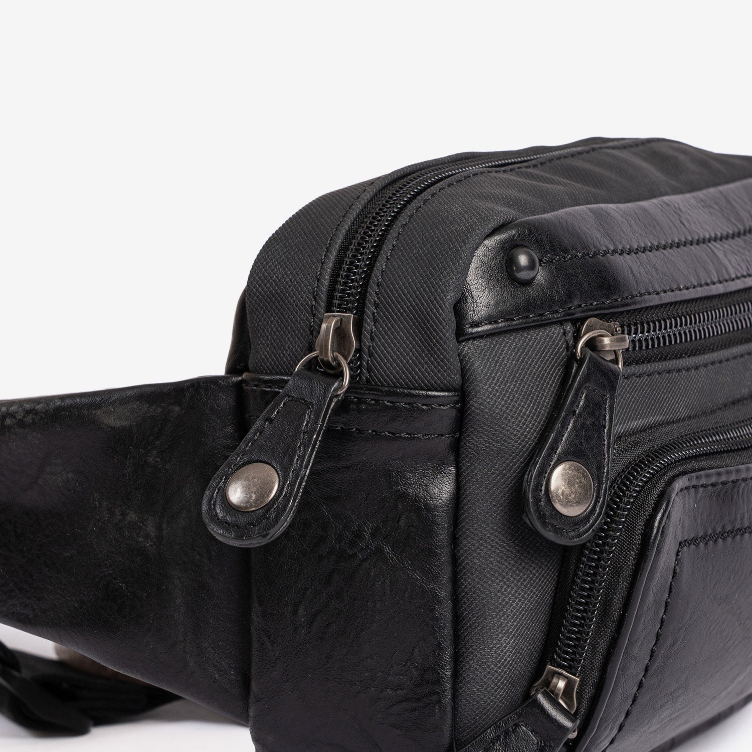 Riñonera para hombre, Serie Juvenil. 21x14 cm - Matties Bags