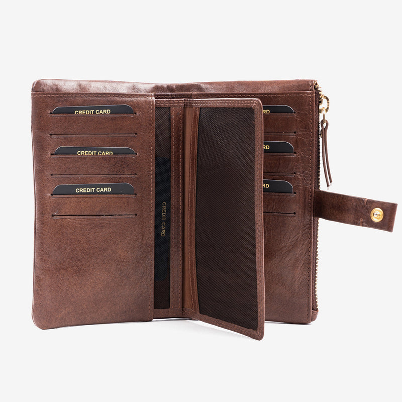 Leather wallet, brown color, vegetable leather collection. 9.5x17 cm