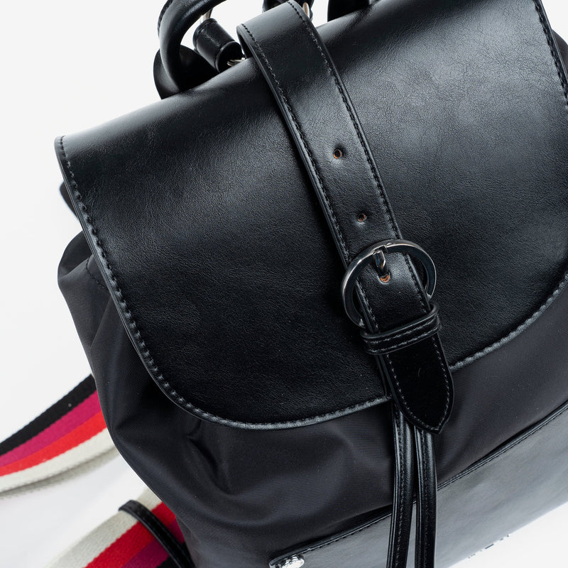 Mochila para mujer, color negro, Serie Lisboa