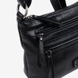Cross body Bag, black color, New Class collection. 28x21x11 cm