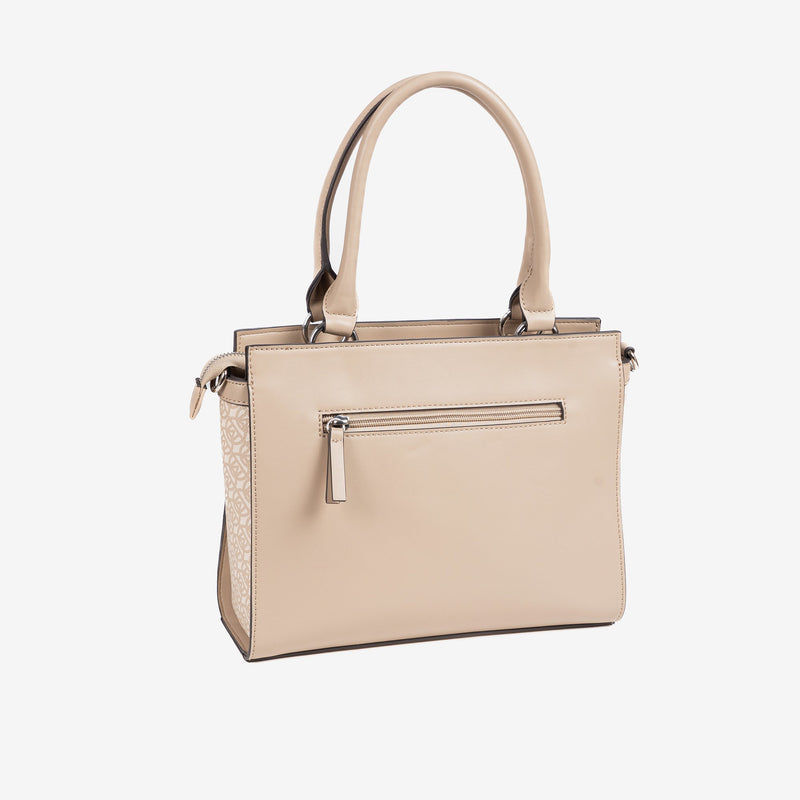 Handbag with shoulder strap, off white color, Collection selva. 28x22.5x10 cm