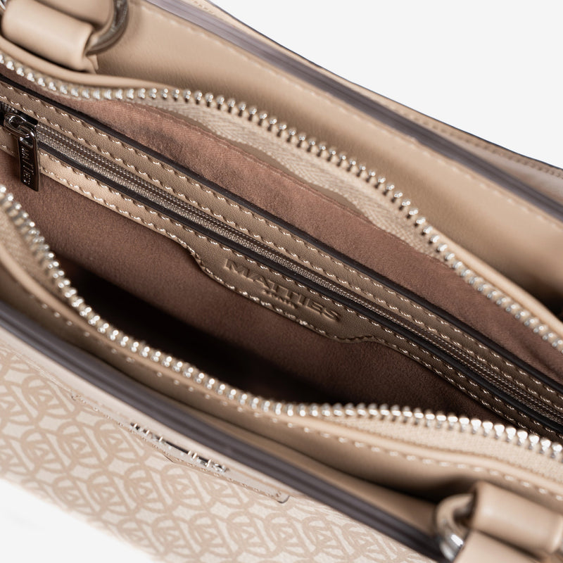 Handbag with shoulder strap, off white color, Collection selva. 28x22.5x10 cm