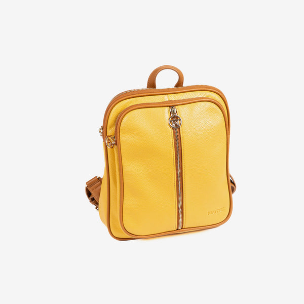 Woman's backpack, mustard color, Collection feroe. 25x26.5x06 cm