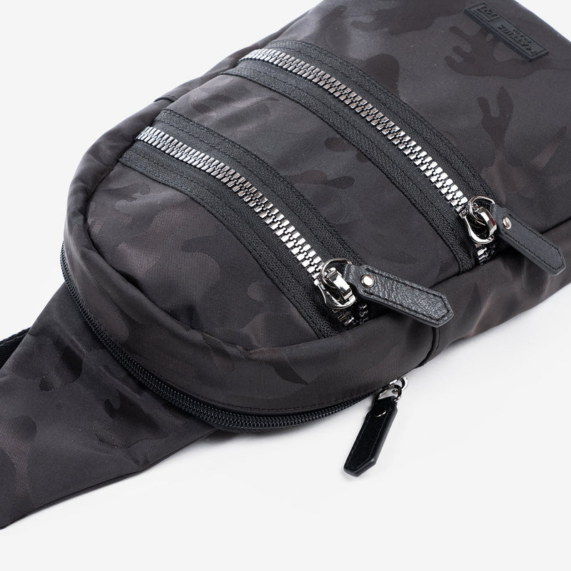 Cross body bag for men, black, Collection camuflaje