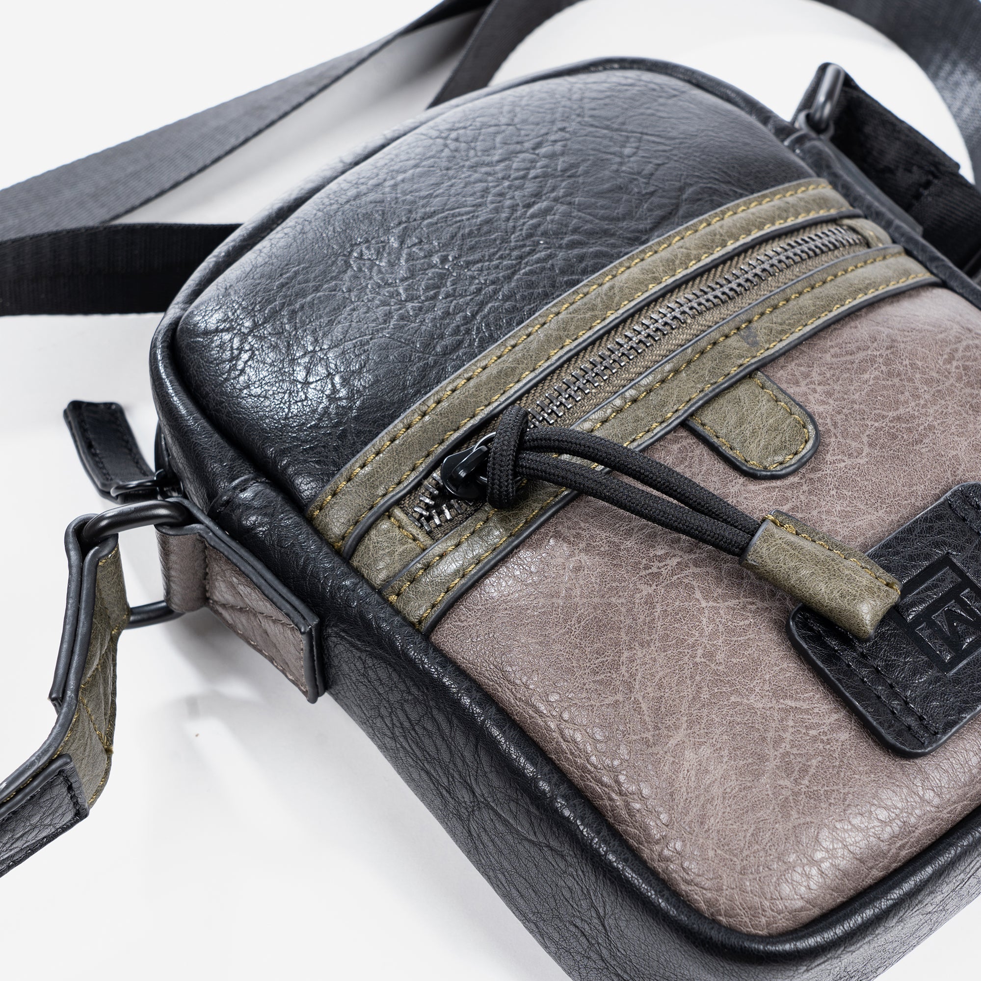 Small bag for men, black, Collection combinados