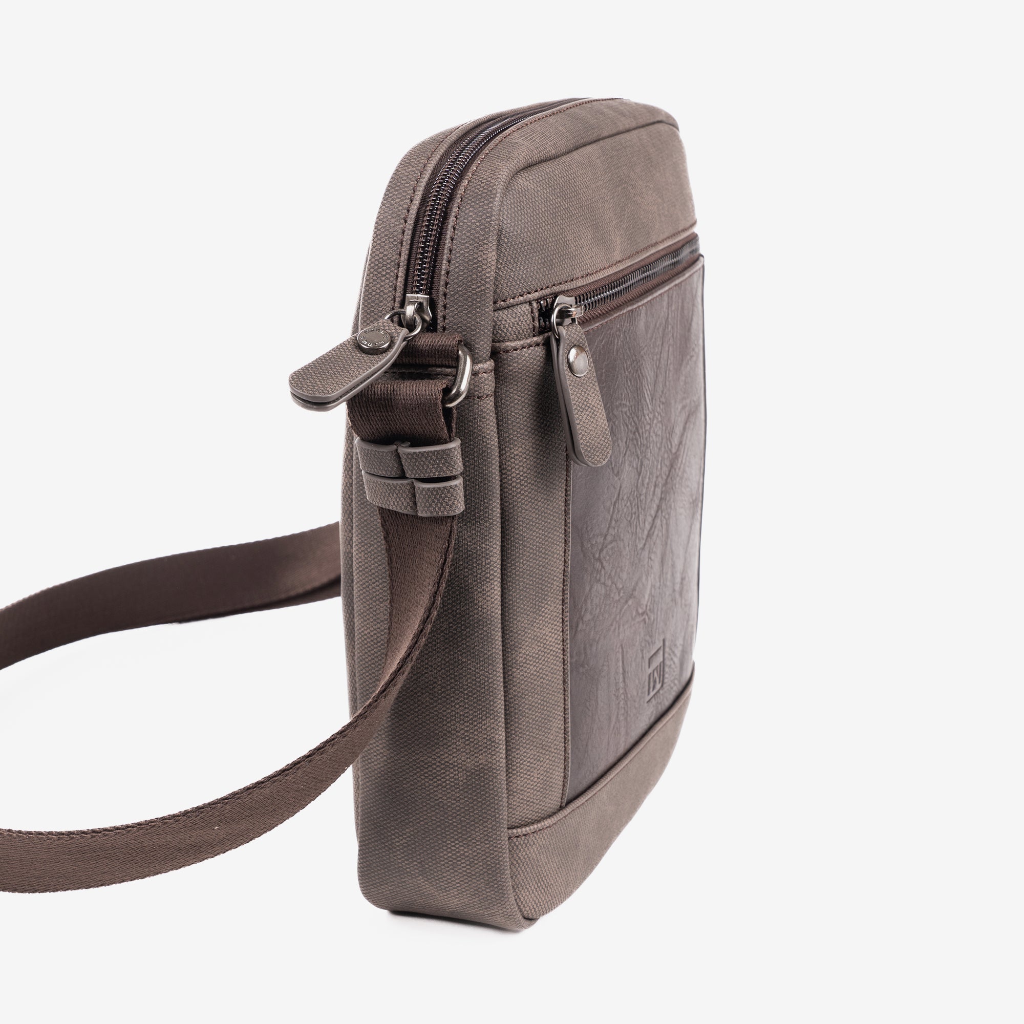 Men's shoulder bag, brown, Canvas Collection. 21.5x26x5.5cm