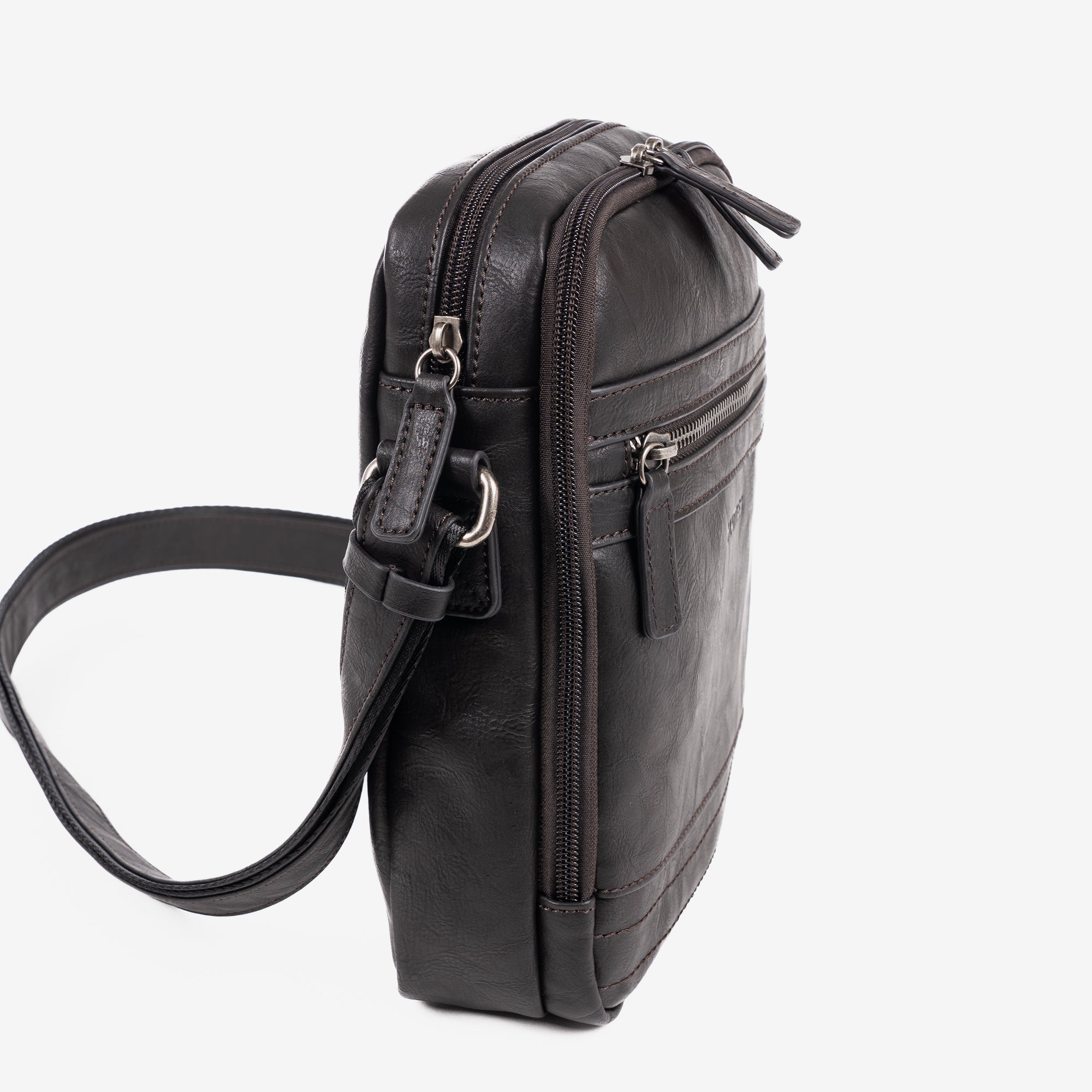 Men's shoulder bag, coffee color, Youth Collection. 19x24cm