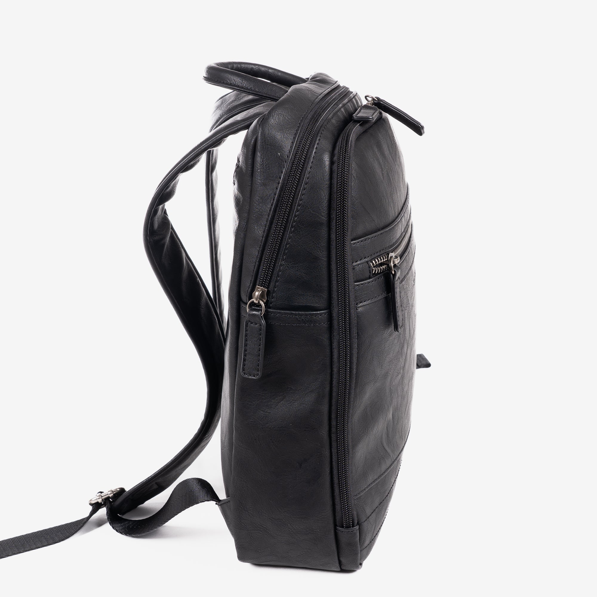 Mochila para hombre, color negro, Colección juvenil. 27x36x09 cm