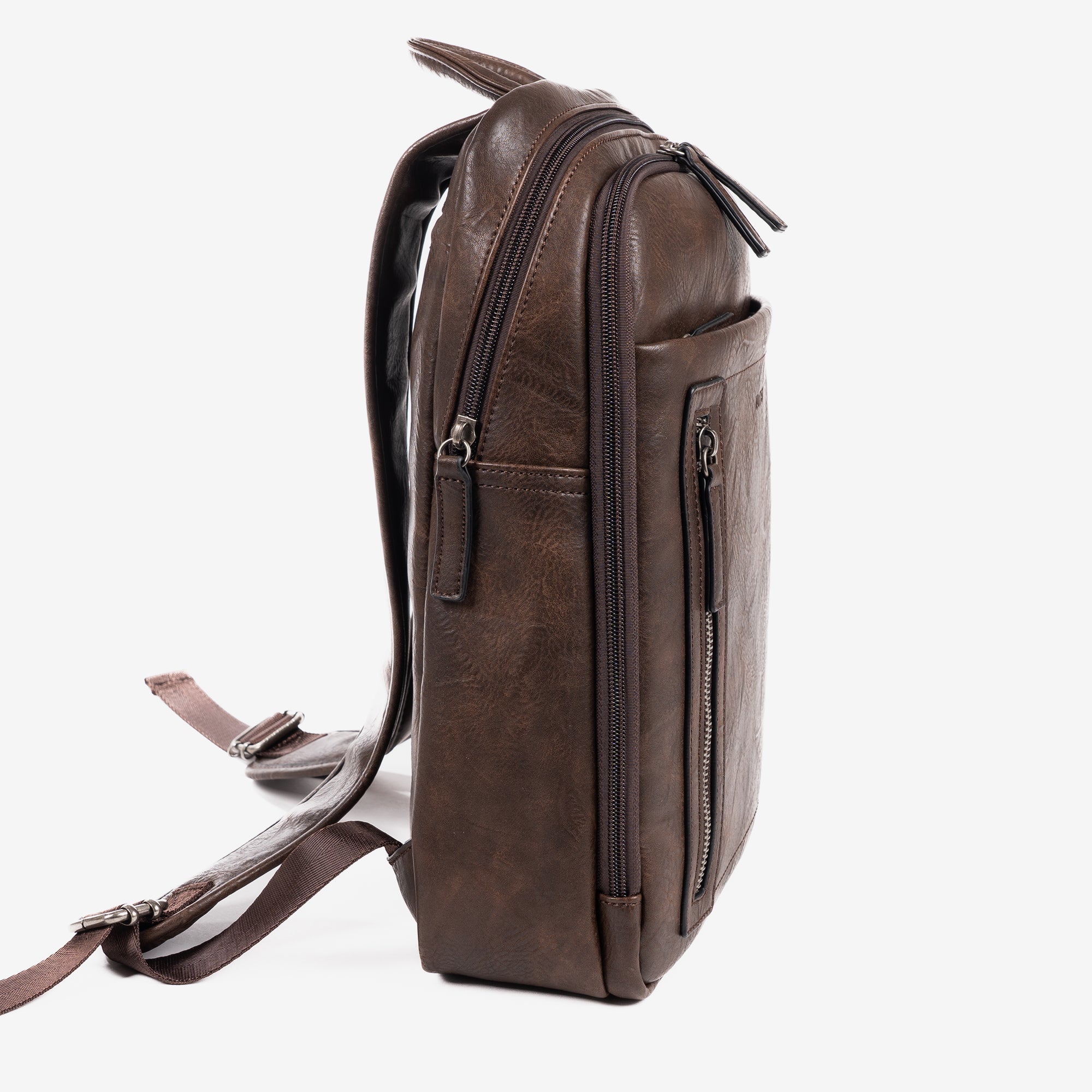 Mochila para hombre, color marrón, Colección verota. 27x36x09 cm