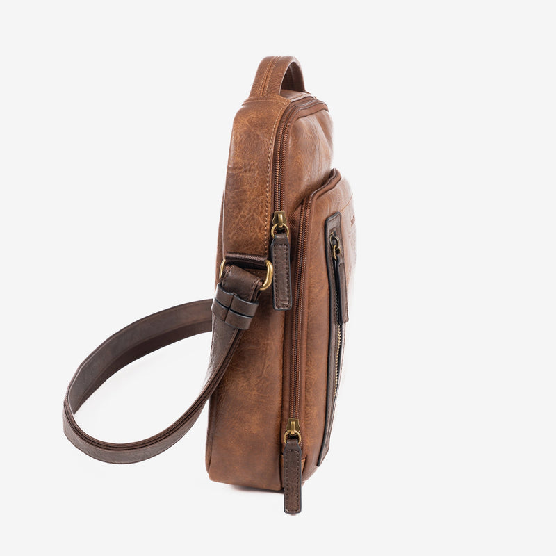 Men's shoulder bag, leather color, Verota Collection. 23.5x30x6cm