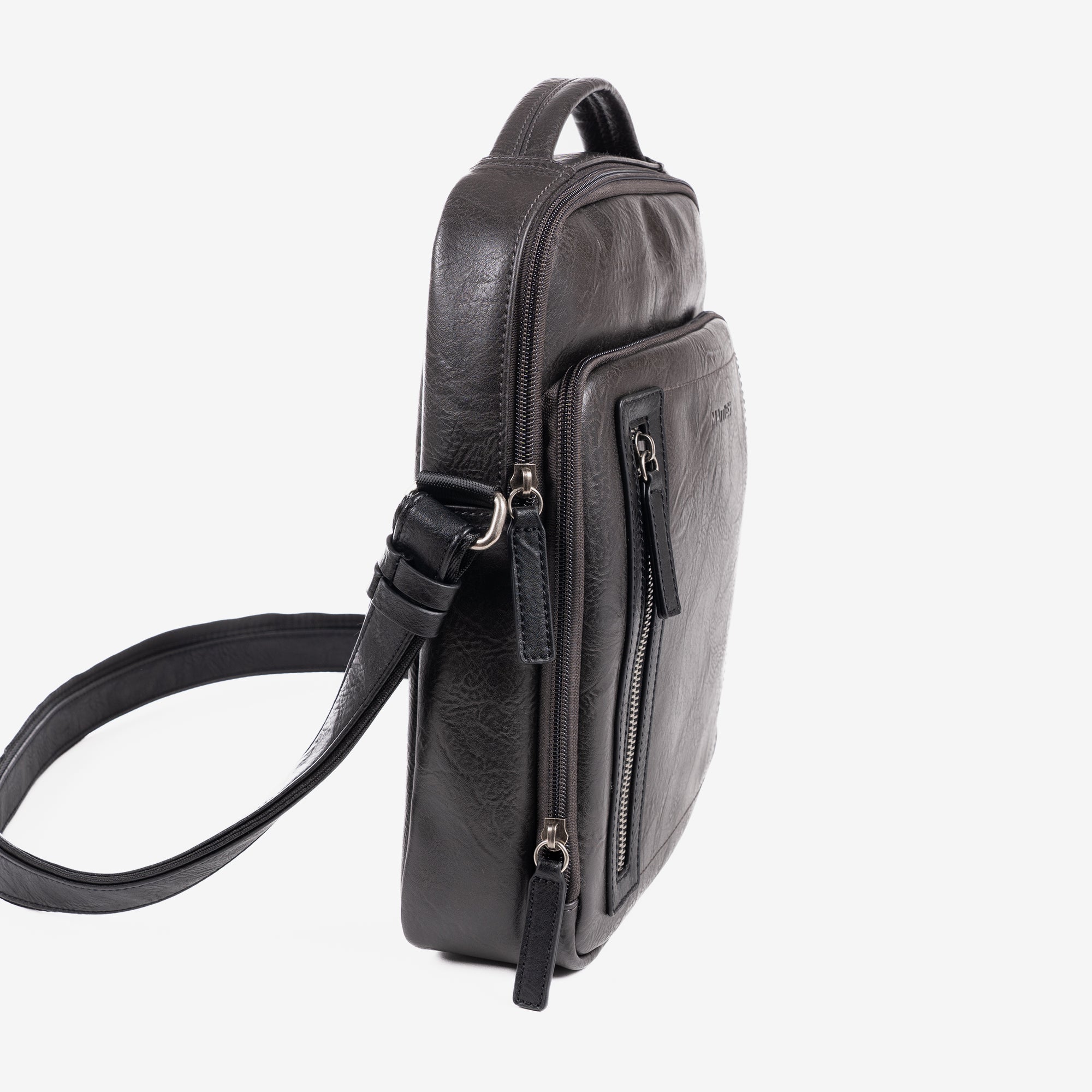 Bolso bandolera para hombre, color negro, Colección verota. 23.5x30x6 cm