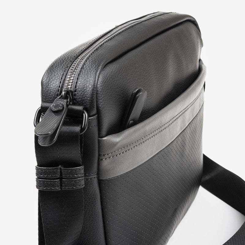 Bandolera grande para hombre, color negro. Porta tablet 10.2" - Matties Bags